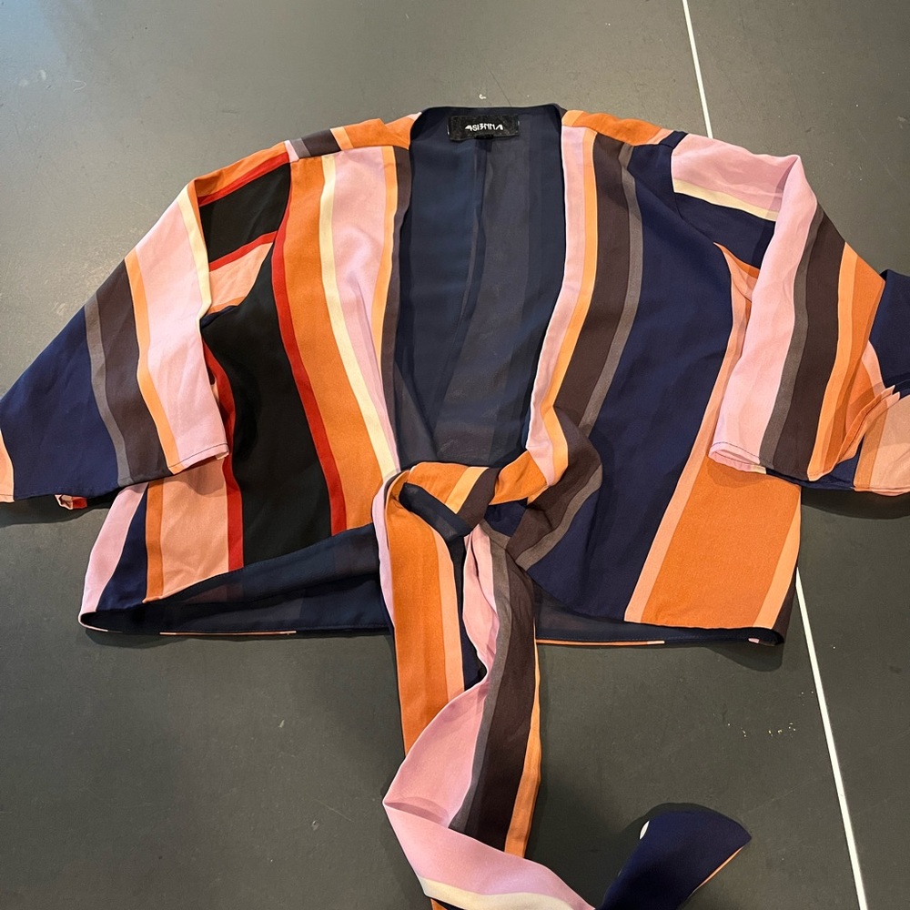 Crop Top Tie Front Top Size S